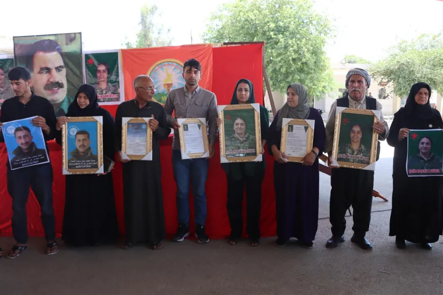 Bi sedan kesî sersaxî da malbatên 3 şehîdan