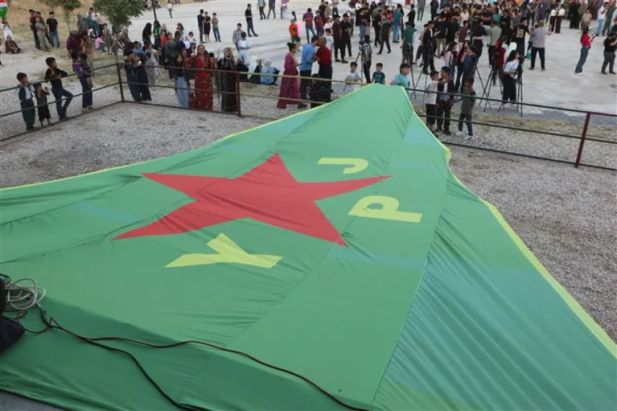 Li Hesekê mîtîngek girseyî ji bo piştgiriya YPJ`ê hate lidarxistin