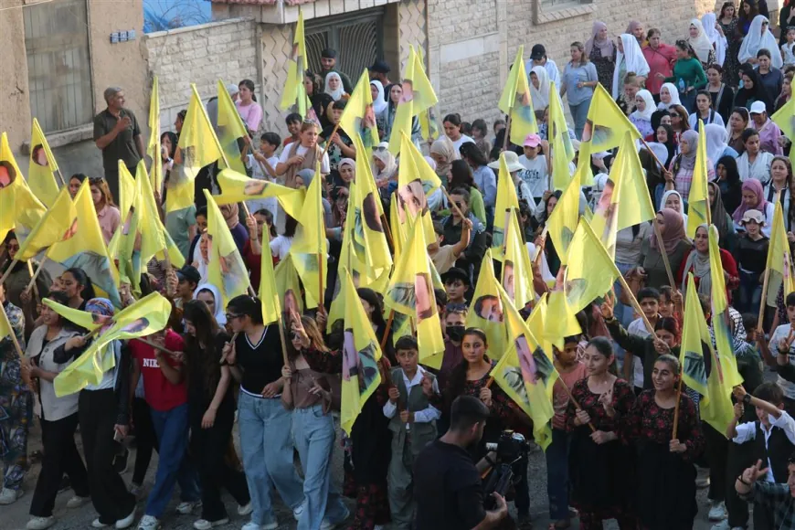 Xelkê 6 bajarên Cizîrê daxwaza azadiya Rêber Apo kir