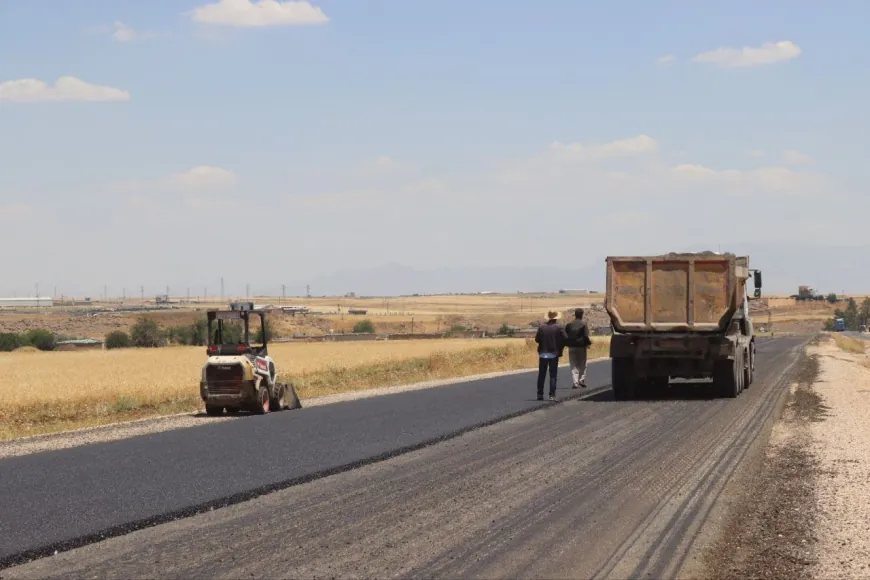 Projeya qîrkirina rêya Qamişlo-Dêrikê heta bi Sêmalkayê ji nû ve dest pê kir
