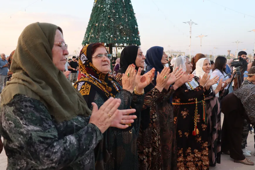 Li Qamişloyê konserta piştgiriya YPJˊê