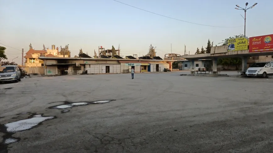 Ji ber bihabûna sotemeniyê çûn û hatina di navbera Dêrik û Qamişloyê de sekinî