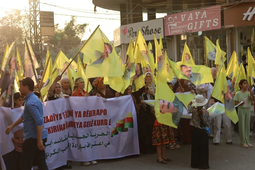 Li Hesekê meşa bi daxwaza azadiya Rêber Apo