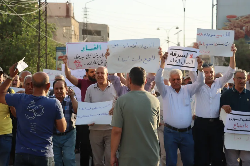 Xelkê Qamişloyê li dijî bilindbûna bihayan û nebaşiya xizmetan derket