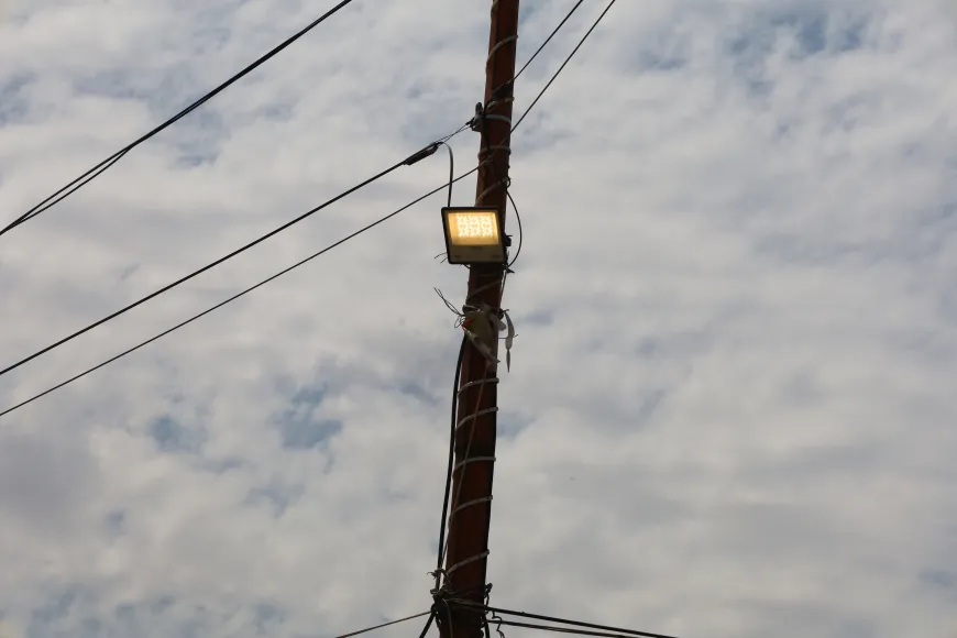  Li Çilaxa elektirîk biha bûye û şênî nikarin kartên elektirîkê dagirin