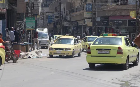 Ajokerên taksî bi rêya bernameya `El Mustefîd` benzînê digirin