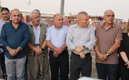 Şehîd Îsa Hiso li ser gora wî bi bîr anîn
