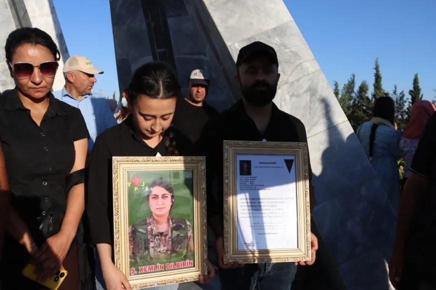 Bi merasîmekê cenazêyên 18 Şehîdan ji Minbicê veguhestin Kobanê