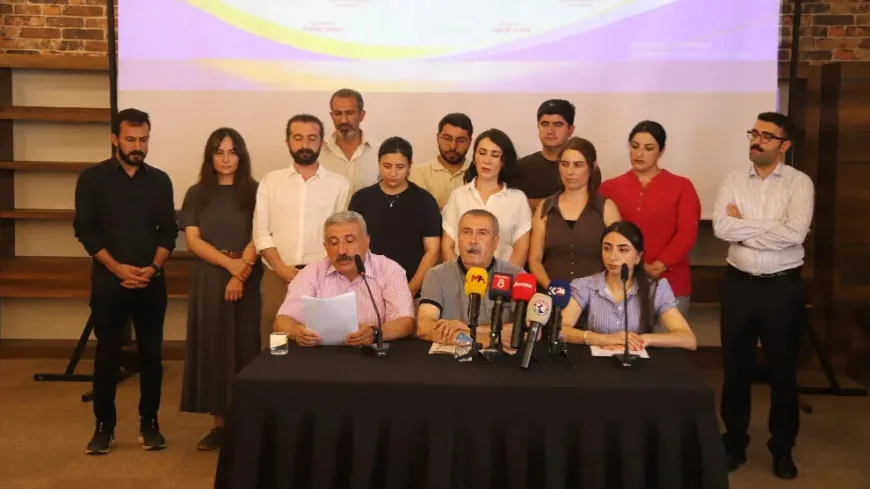 Encamnameya Konferansa Zimanê Kurdî hate ragihandin