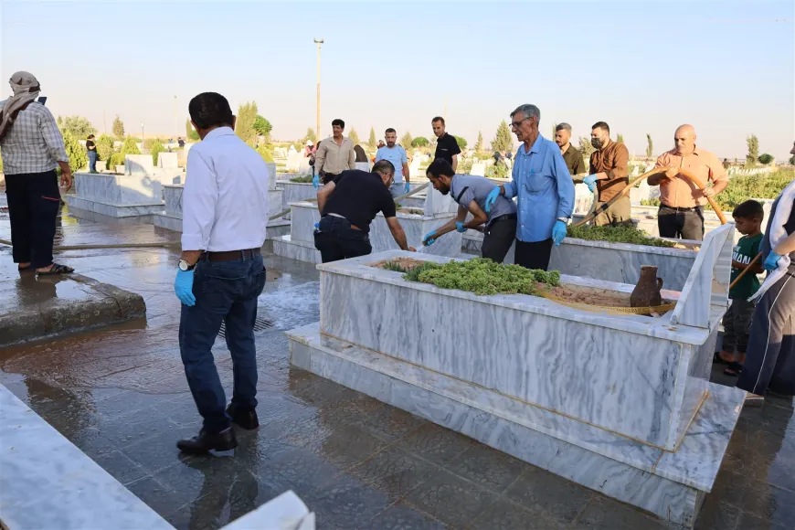 Bi çalakiyeke hevbeş Mezargeha Şehîd Dijwar li Hesekê hat paqijkirin