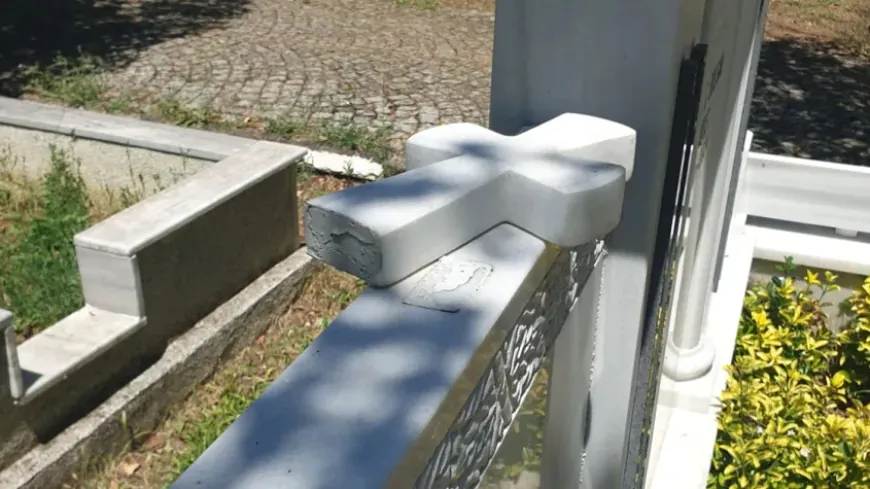 Li Stenbolê gorên Ermenan hatin xerabkirin
