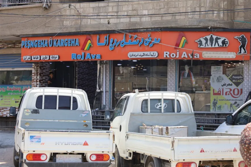 Nivîsên Kurdî li ser tabeleyên dikanan