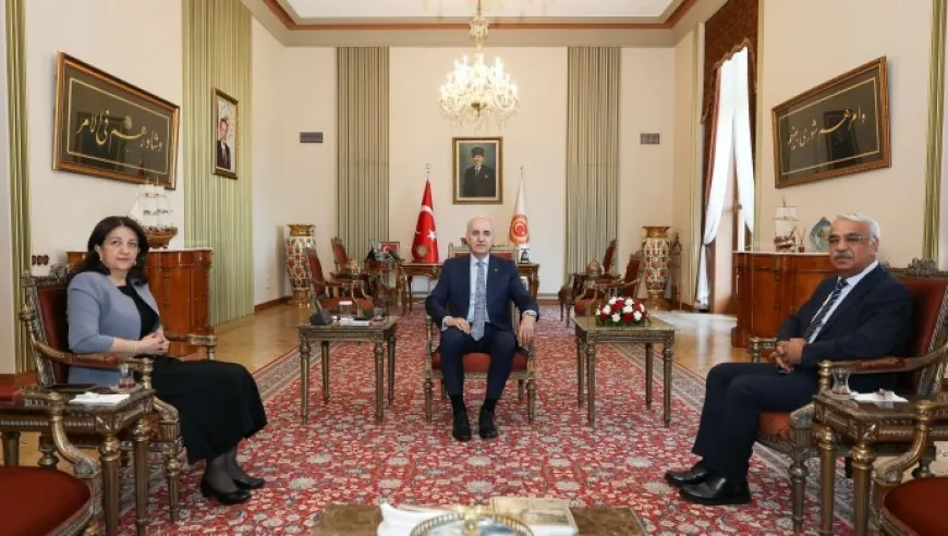 Şandeya Îmraliyê wê roja çarşemê hevdîtineke krîtîk pêk bîne