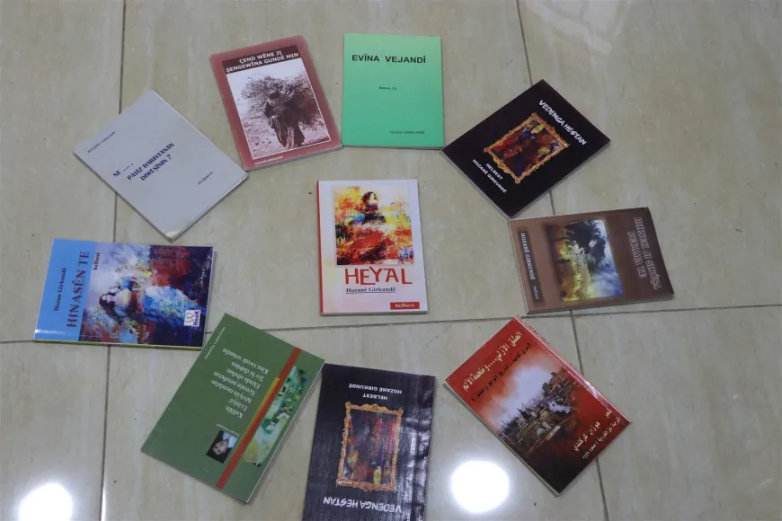 Helbestvan Hozan Girkundê: Divê em zêde bixwînin û kêm çap bikin