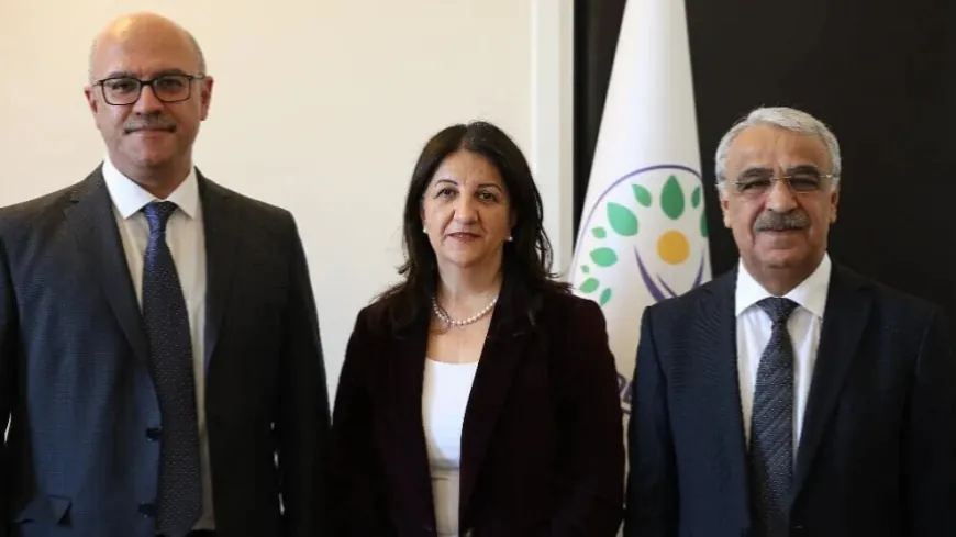 Şandeya DEM Partiyê ji Îmraliyê vegeriya
