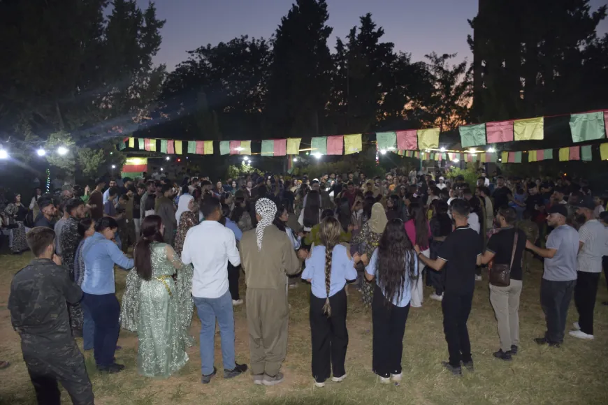 Şêniyên Dirbêsiyê 14 saliya şoreşê pîroz kir
