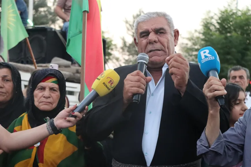 Rêveberên Qamişlo, Dêrik û Çilaxayê bi girseyî hatin pêşwazîkirin