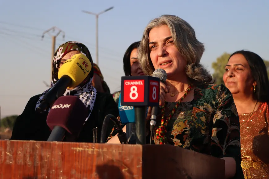 Rêveberên Qamişlo, Dêrik û Çilaxayê bi girseyî hatin pêşwazîkirin