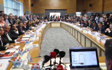 Qanûna Çarçoveyî ji Komîsyona Edaletê ya meclisa Tirkiyeyê derbas bû