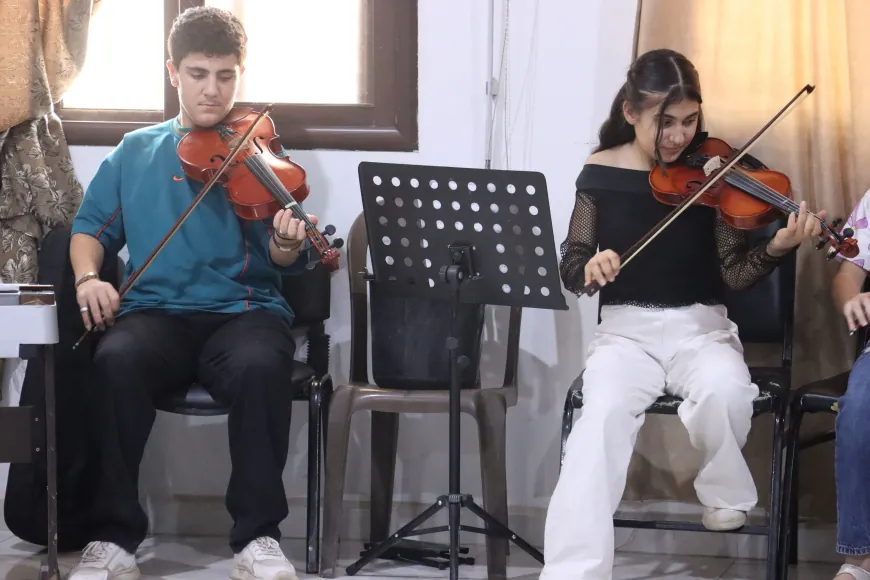 Orkestra Rojava ji 9 salan ve nifşekî nû yê muzîkê digihîne