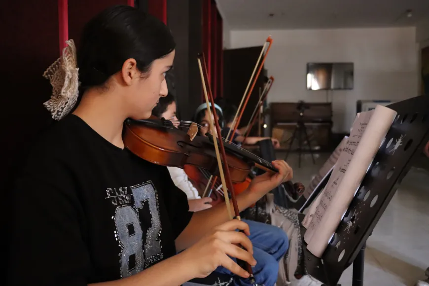 Orkestra Rojava ji 9 salan ve nifşekî nû yê muzîkê digihîne