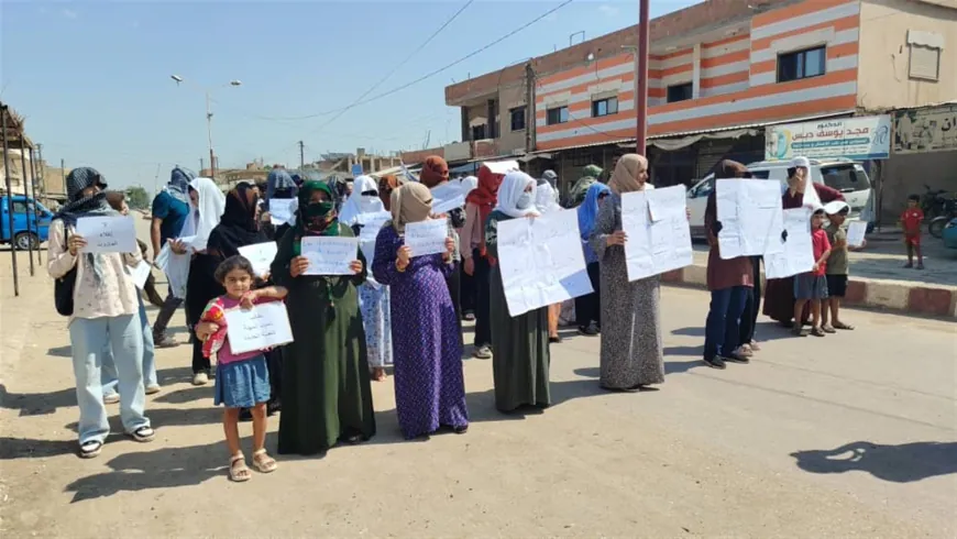 Li Dirbêsiyê û Zirganê gel derket xwepêşandanan