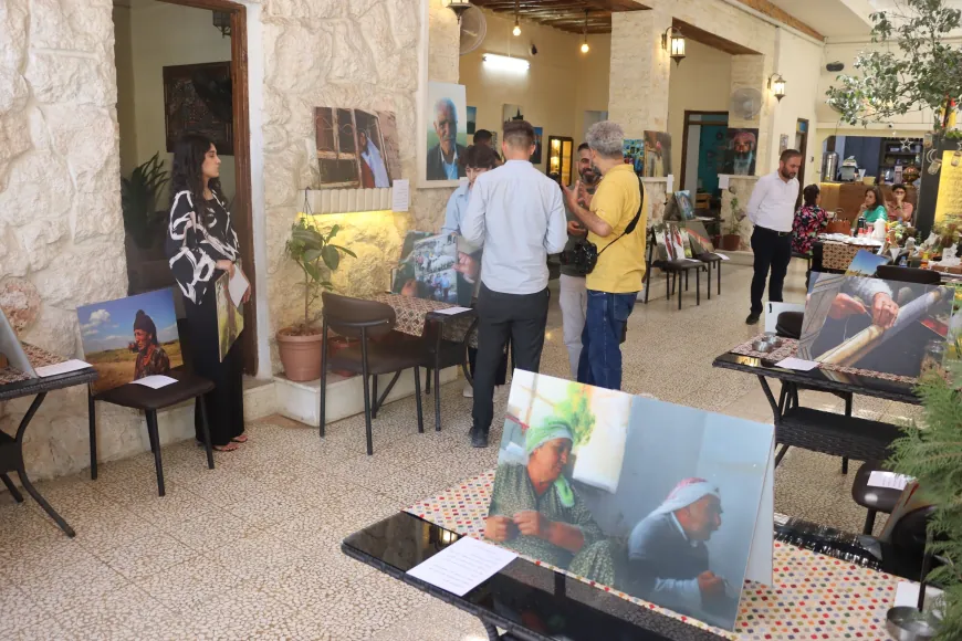 Li Qamişloyê pêşangeha Arşîva Civaka Êzidî hate vekirin