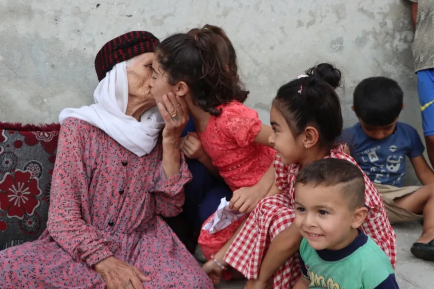 Hesîna Ehmed a 100 salî: Şahidekî sedsalekê ji dîroka Kobanê
