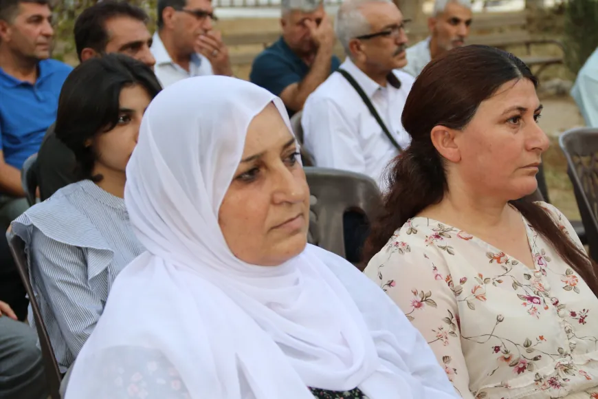 Yekitiya Rewşenbîrên Cizîrê hevserokên berê xelat kirin