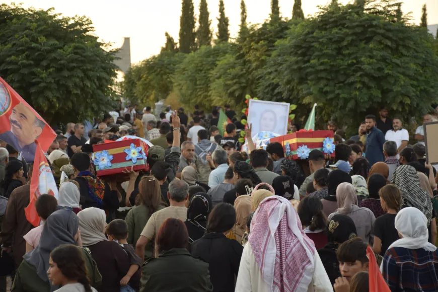 Şehîd Zîlan û Sosin bi merasîmekê hatin oxirkirin