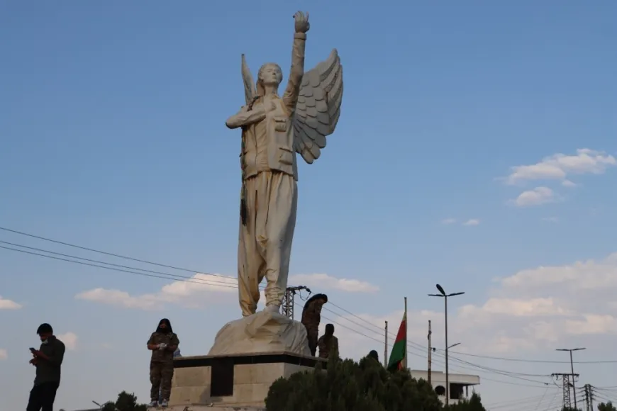 Xebata paqijiyê ya li Kobanê dewam dike