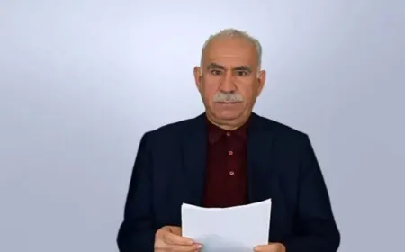 Rêber Apo: Li pêşiya me têkoşîneke hîn zehmettir heye