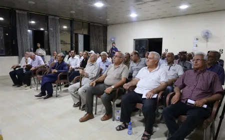 Li Hesekê şevbuhêrkek helbestan hat lidarxistin