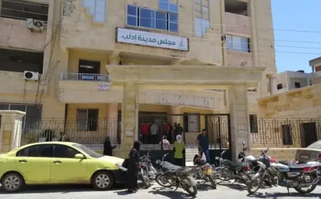 Serokê Meclisa Bajarê Idlibê îstîfa kir