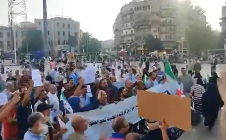 Li Helebê karmendên berê derketin xwepêşandanê