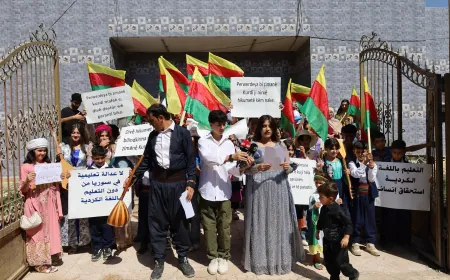 ‘Perwerdeya bi zimanê dayikê mafekî bingehîn e’