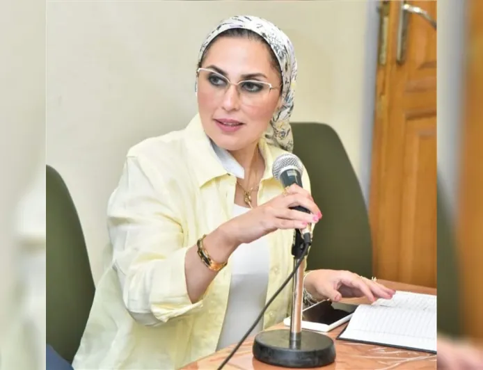 Nesrîn Matoq: Ferzkirina zimanekî din li ser zarokan bandorê li derûnî û nasname...