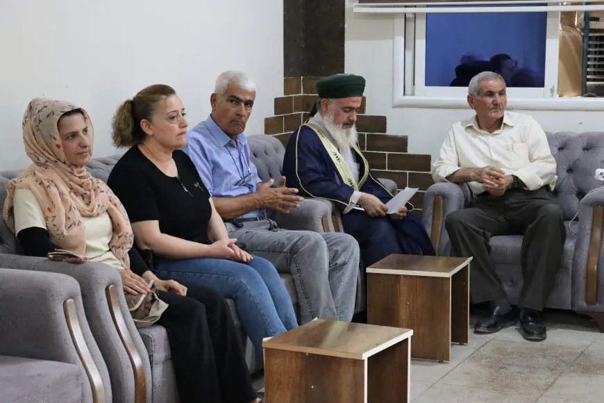 Xelkê Amûdê ji bo zimanê kurdî derketin xwepêşandanê