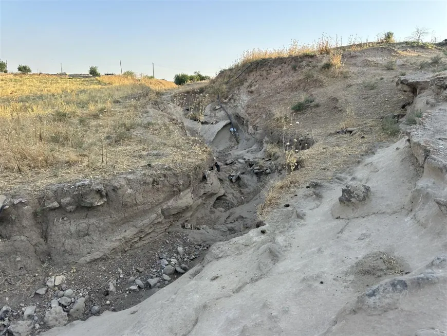 Elî Gamêş.. gundeke bîra deverê di nava girên şûnwarî de diparêze