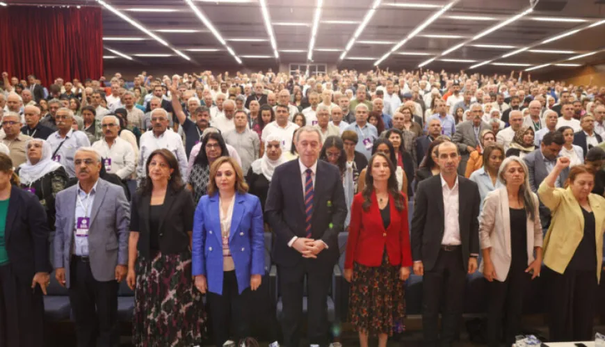 Endamên Meclisa DEM Partiyê diyar bûn