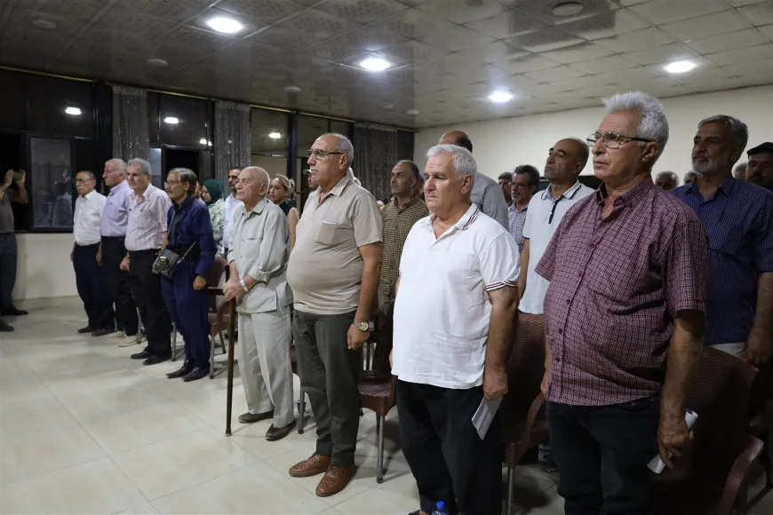 Li Hesekê şevbuhêrkek helbestan hat lidarxistin