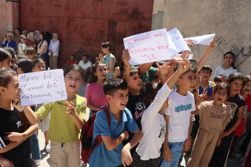 Li Hesekê û Kobanê xwendekaran daxwaza perwerdeya bi kurdî kir