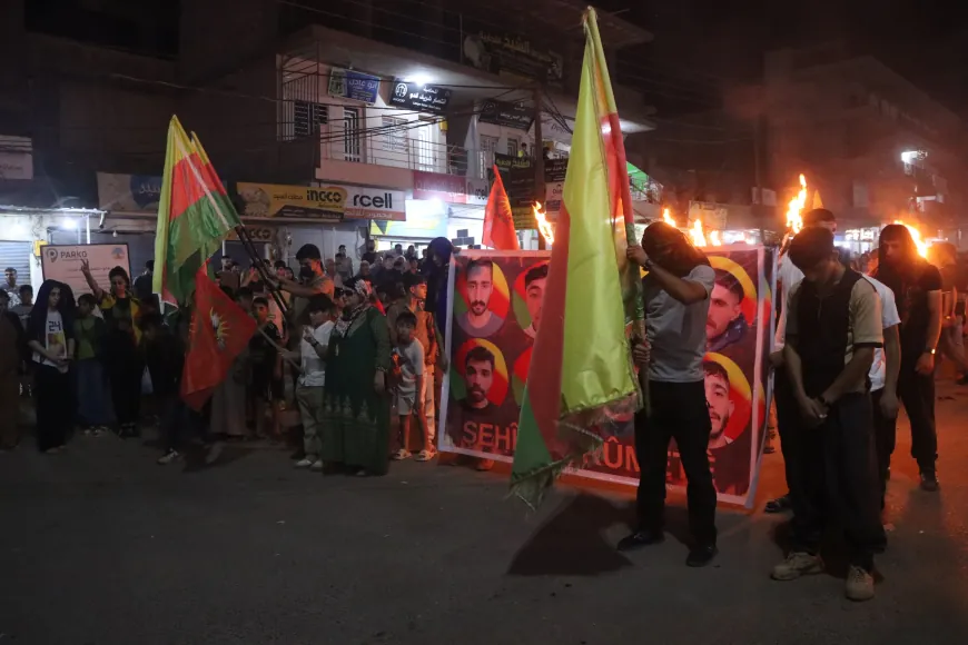 Şehîd Sîpan û şehîdên Kobanê bi meşeke meşalayî hatin bibîranîn
