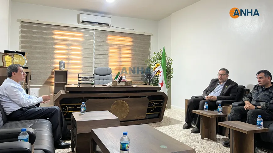 Mazlûm Ebdî bi Gerînendeyê Herêma Kobanê re bûyera girtîgehê nîqaş kir