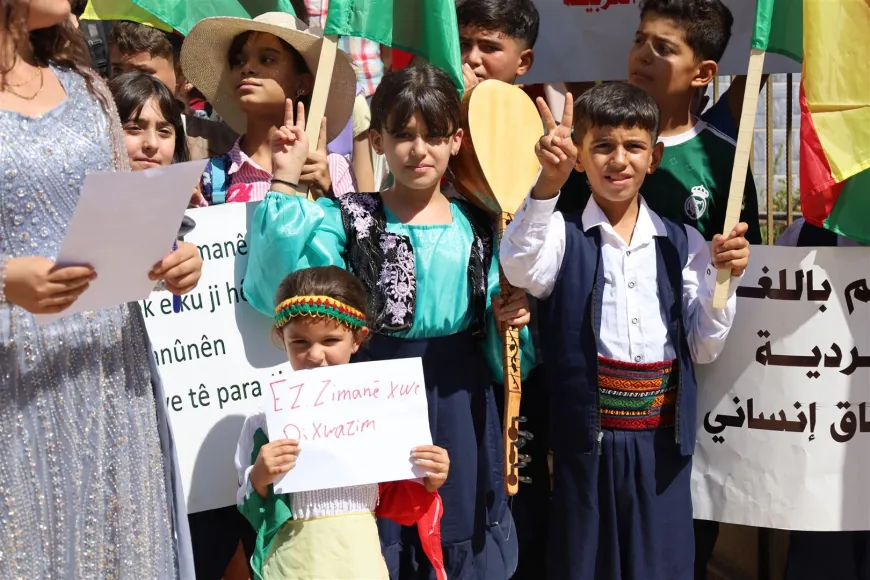 ‘Perwerdeya bi zimanê dayikê mafekî bingehîn e’