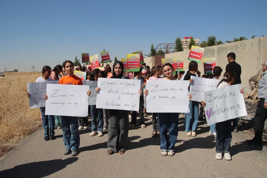 Li Dêrikê û Amûdê xwepêşandanên ji bo perwerdeya bi zimanê kurdî