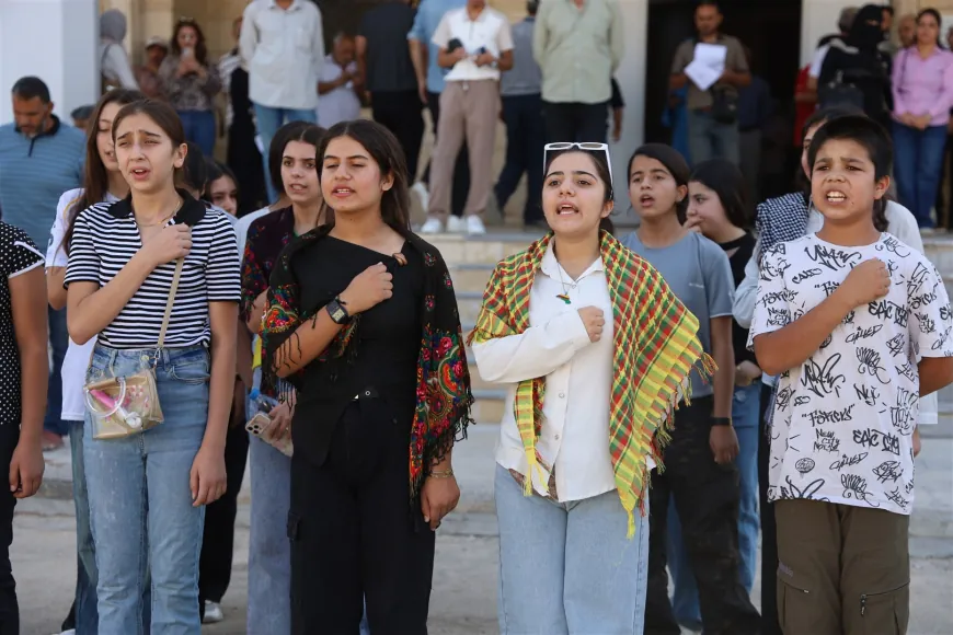 `Mafê me ye ku em bi zimanê xwe bixwînin`