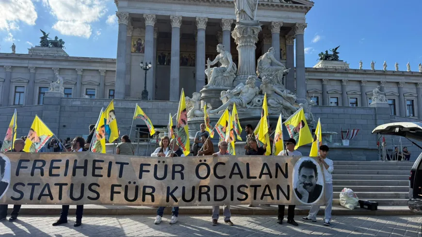 Li Viyanayê ji bo azadiya fîzîkî ya Rêber Abdullah Ocalan çalakî hat lidarxistin