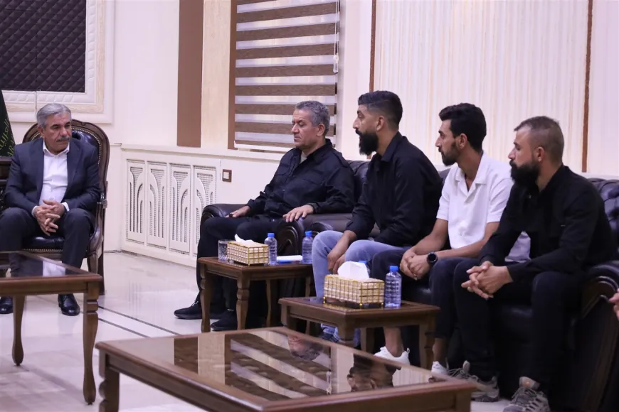 Parêzgarê Hesekê bi şandeyeke şêniyan re hevdîtin kir