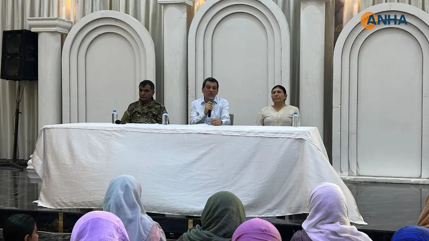 Mazlûm Ebdî geşedanên dawîn ji xelkê Kobanê re şîrove kirin
